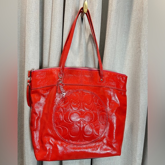 Coach Patent Leather Laura Zip Tote NWT - Picture 2 of 7